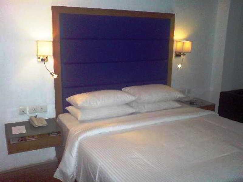 Peerless Hotel Hyderabad Ngoại thất bức ảnh