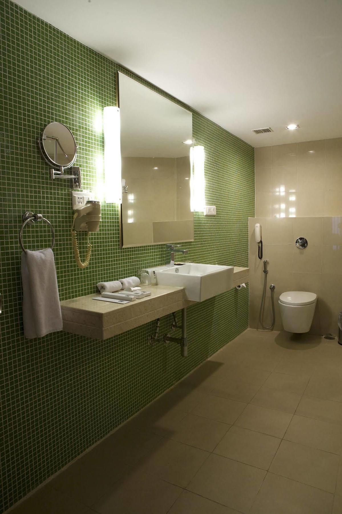 Peerless Hotel Hyderabad Ngoại thất bức ảnh